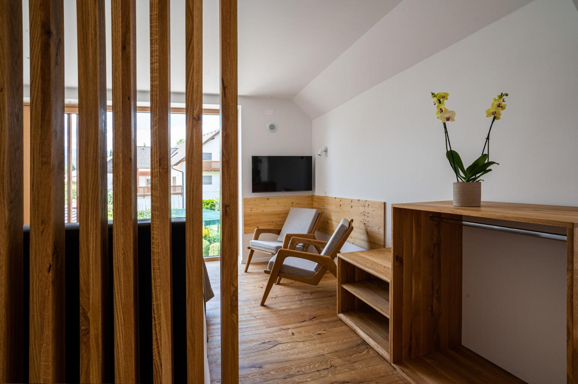Lucka Bled Quiet Location, Free Bikes, Big Garden, Doctor Apartment Ngoại thất bức ảnh