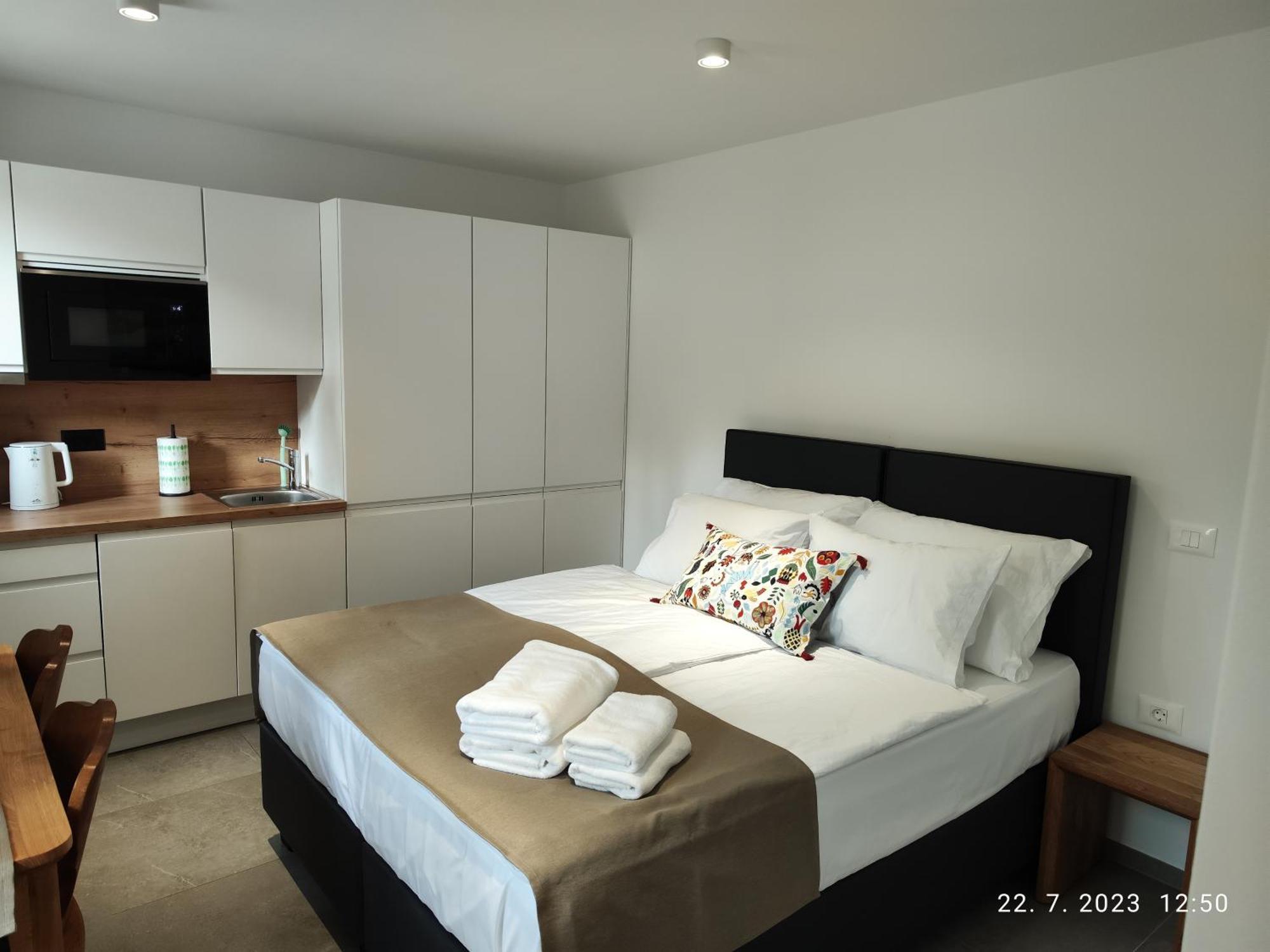 Lucka Bled Quiet Location, Free Bikes, Big Garden, Doctor Apartment Ngoại thất bức ảnh