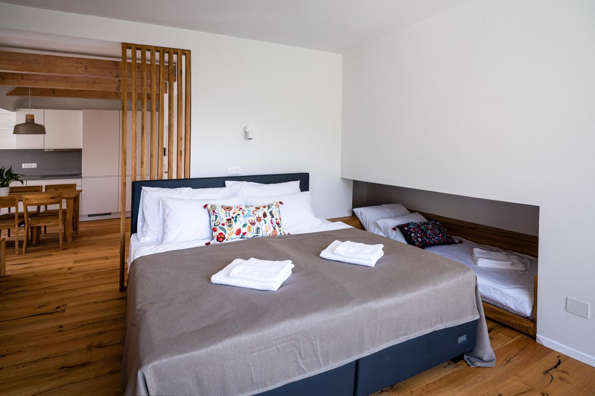 Lucka Bled Quiet Location, Free Bikes, Big Garden, Doctor Apartment Ngoại thất bức ảnh