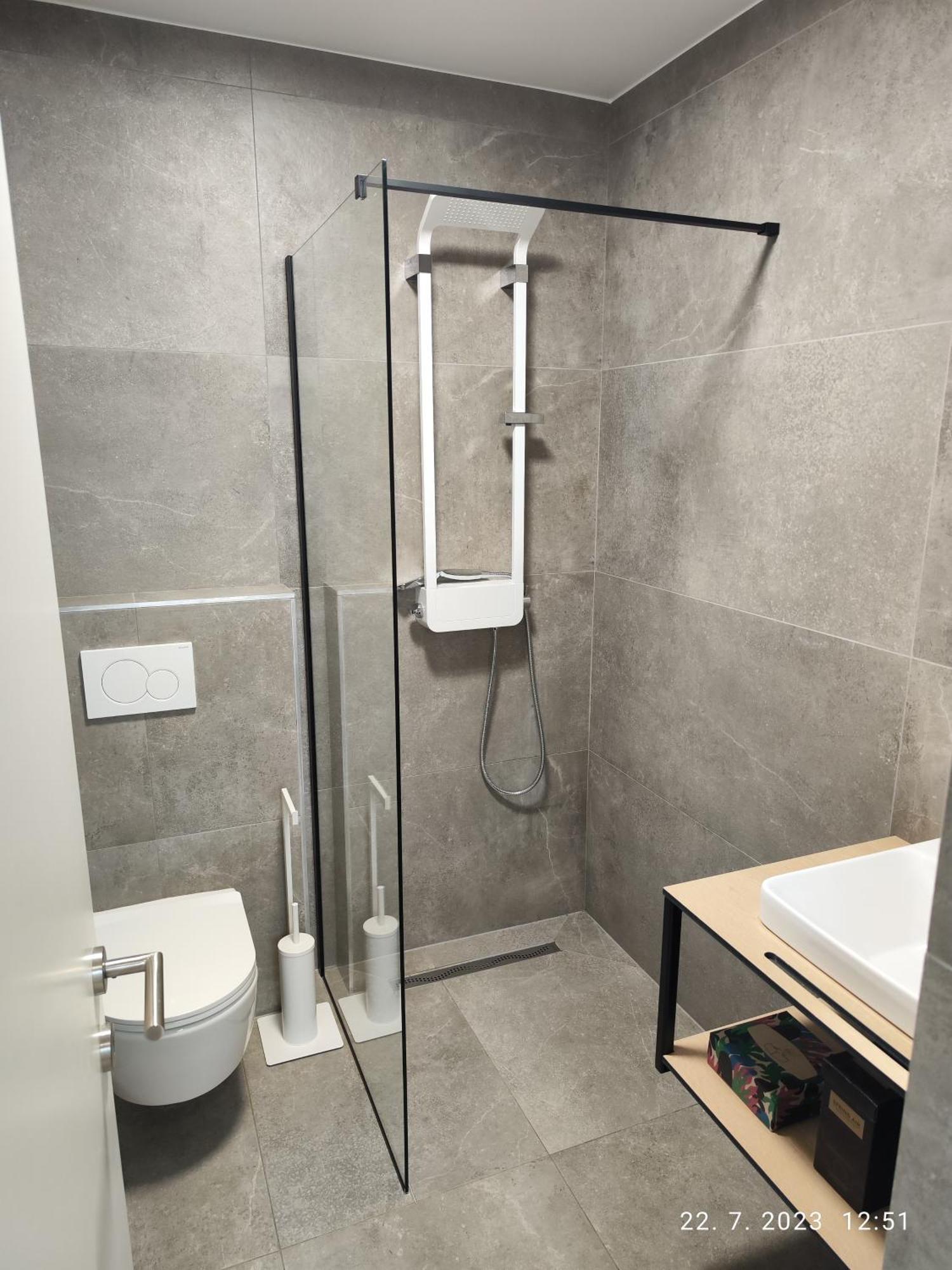 Lucka Bled Quiet Location, Free Bikes, Big Garden, Doctor Apartment Ngoại thất bức ảnh