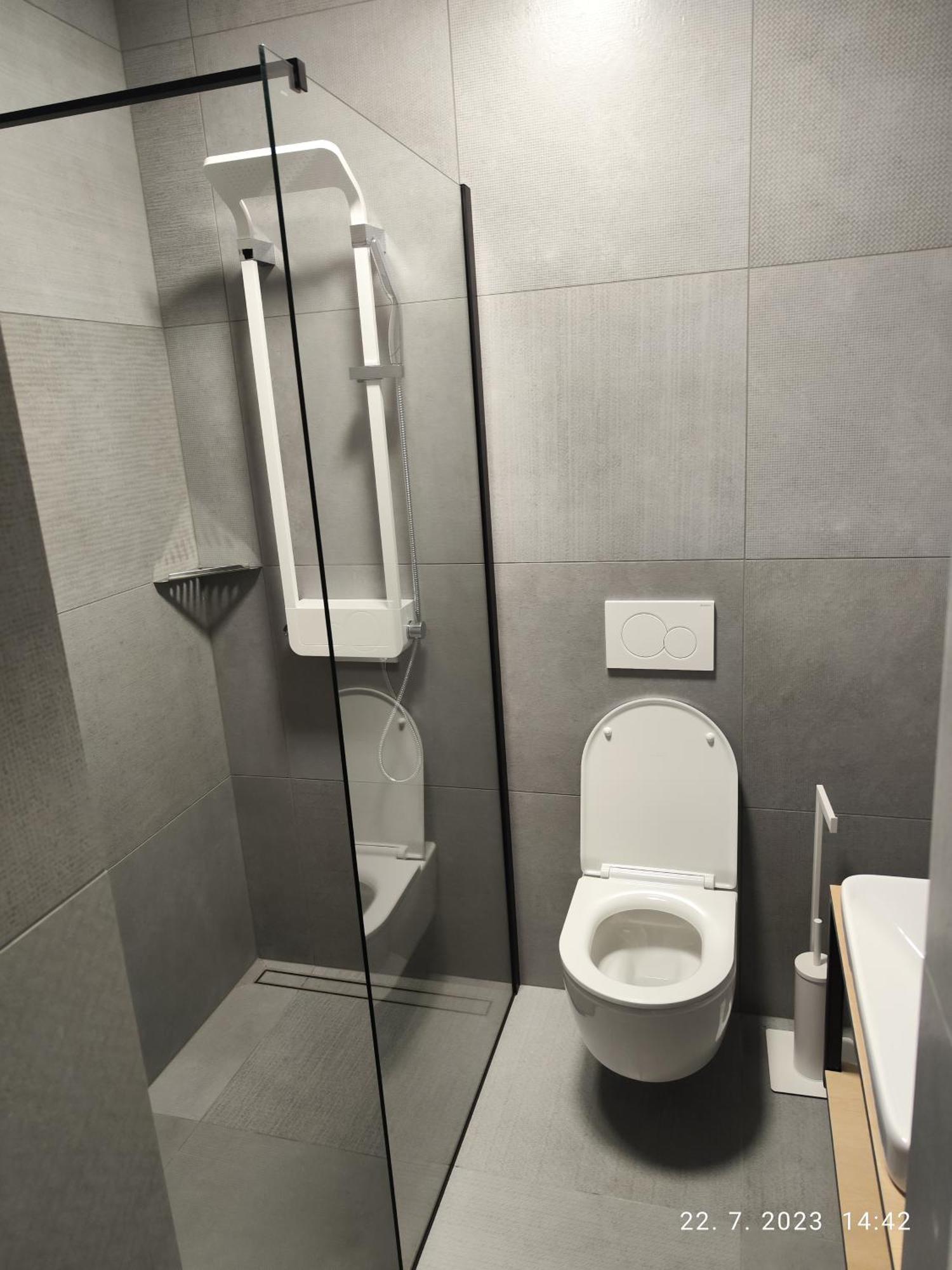 Lucka Bled Quiet Location, Free Bikes, Big Garden, Doctor Apartment Ngoại thất bức ảnh