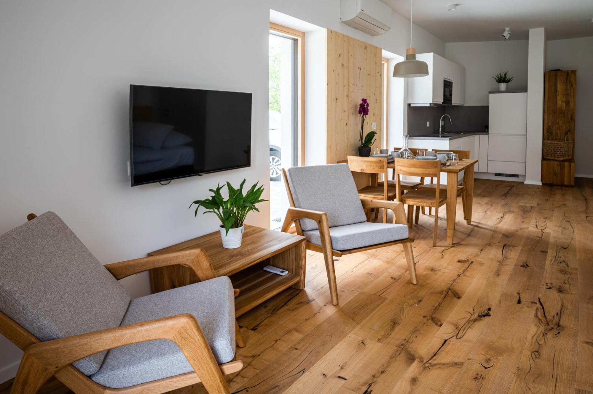 Lucka Bled Quiet Location, Free Bikes, Big Garden, Doctor Apartment Ngoại thất bức ảnh